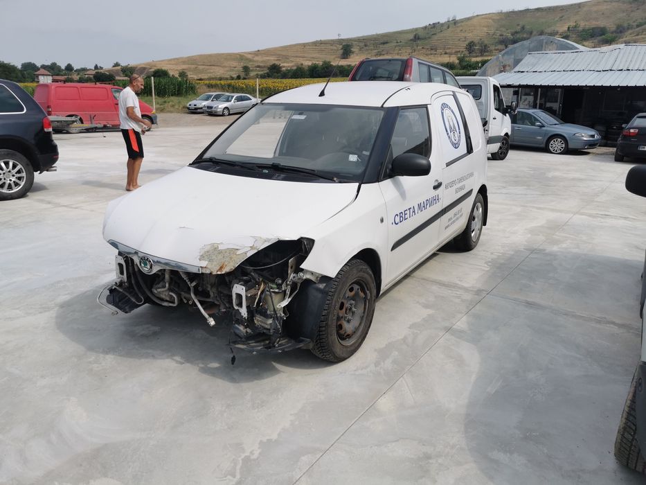 Skoda Praktik 1.4i на части