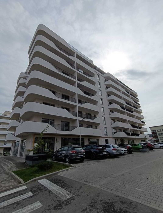 Vand apartament 2 camere Floresti ,str.Eroilor