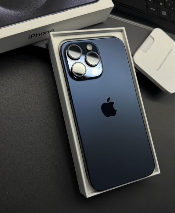 iPhone 15 pro max Impecabil