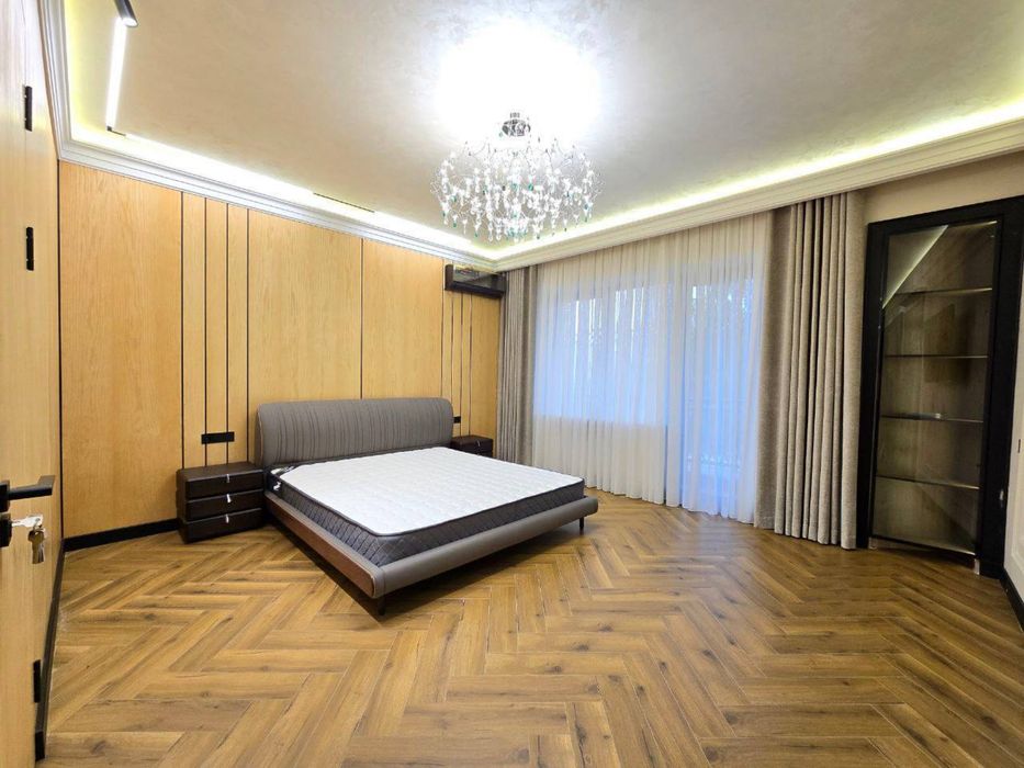 Сдаётся 4х комнатная квартира в элит Жк Габус на метро Ойбек!