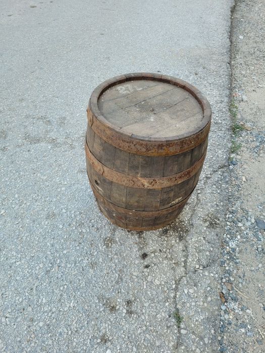 Дървени бурета декоративни