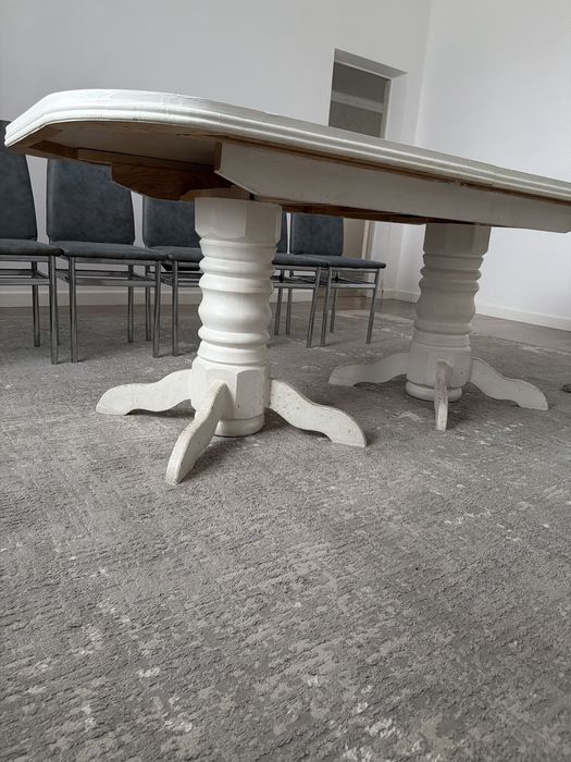 Кухонный стол