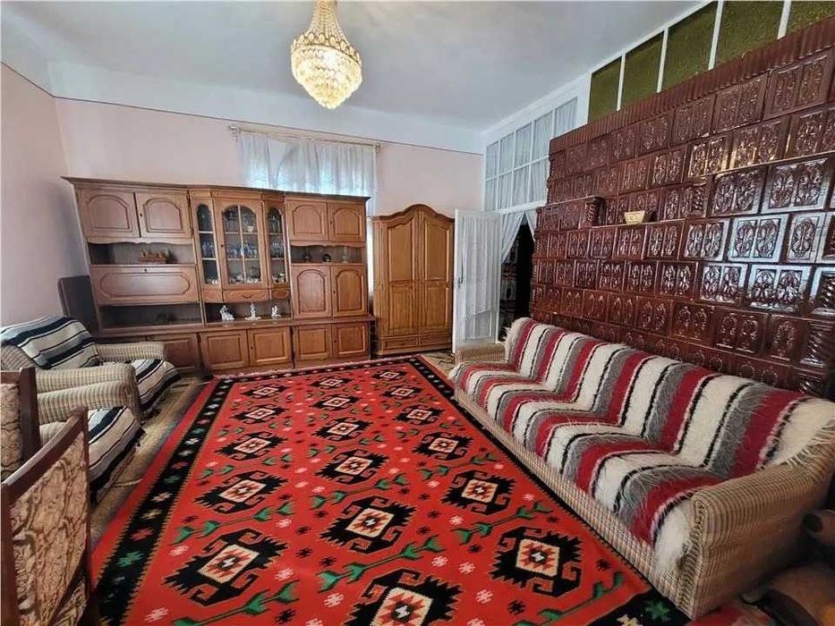 Vand casa cu 12500 mp teren in Sasca Mica, la 10km de Falticeni
