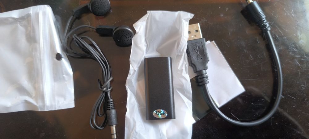 Мини диктофон mp3 16гиг