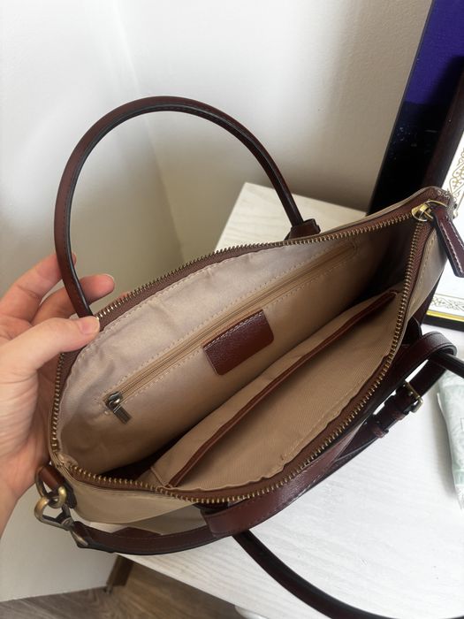 Продаю сумку среднего размера