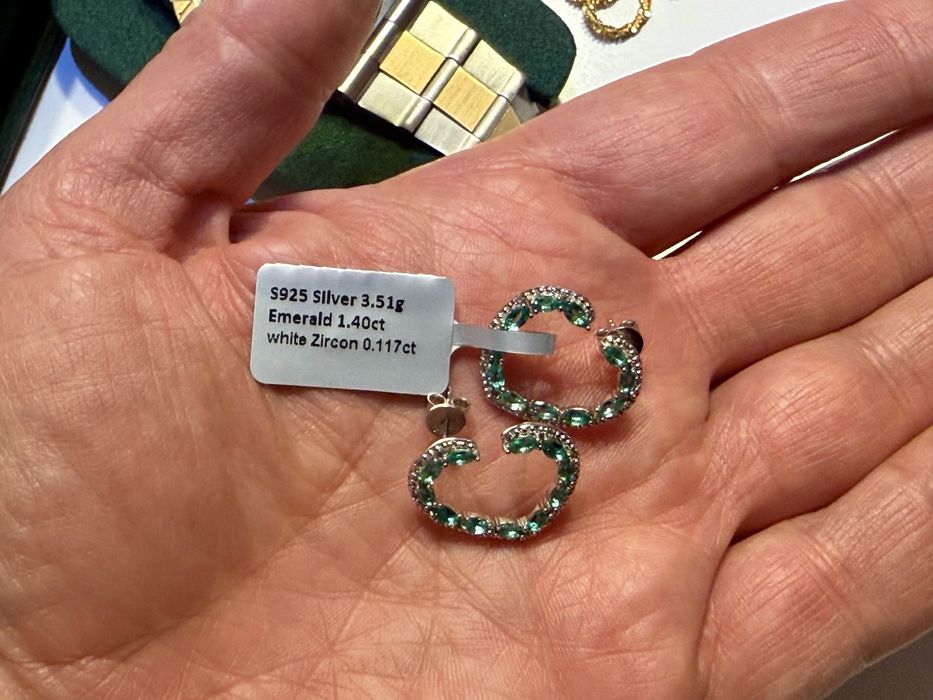 Сребърни обеци 925 с ИЗУМРУДИ