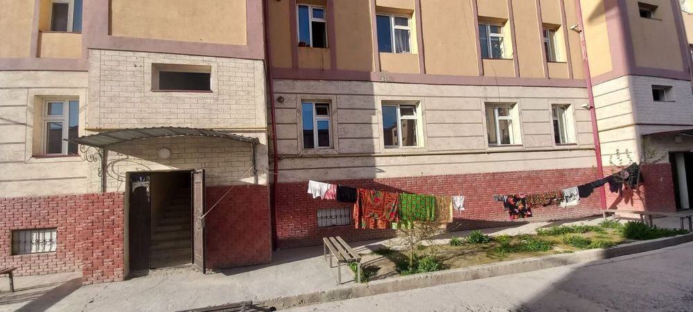 Пишик гиштдан курилган 3 хонали хонадон