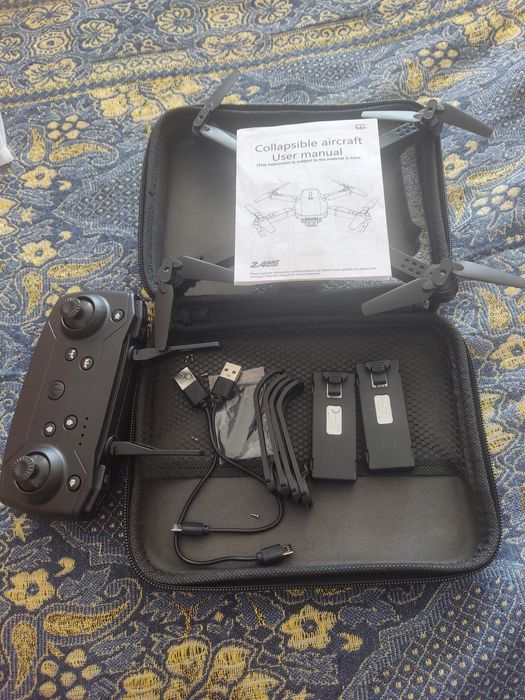 Продам дрон маленький