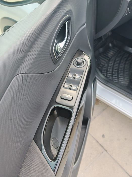 Renault Captur Cutie hidramata