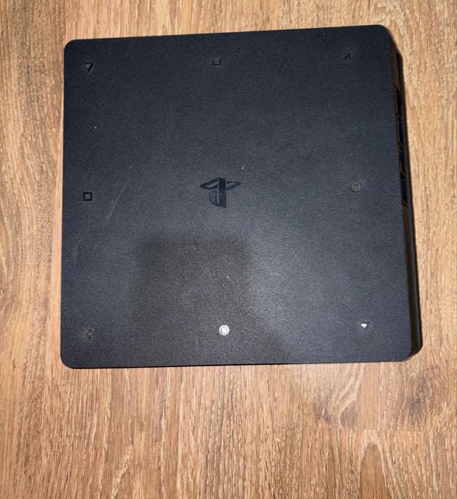 Vand sau schimb ps4