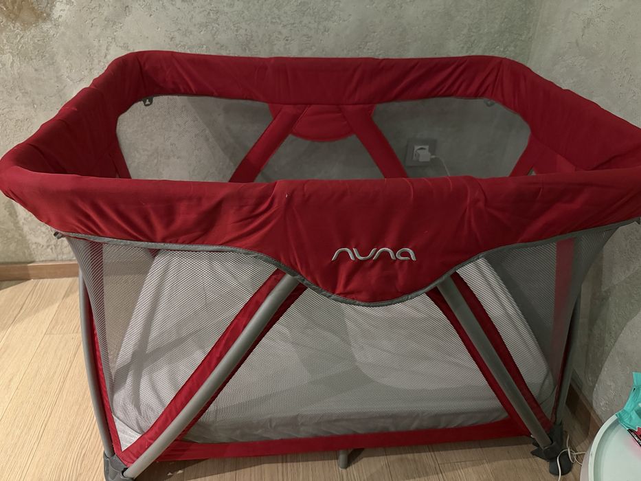 Кошара Nuna + матрак