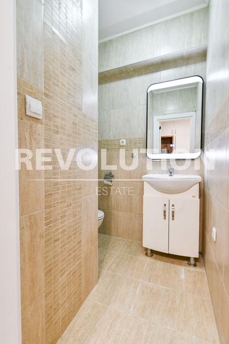 Дава се под наем Тристаен апартамент в София, Зона Б-18 - 120 кв.м за 1300 € - Снимка #14