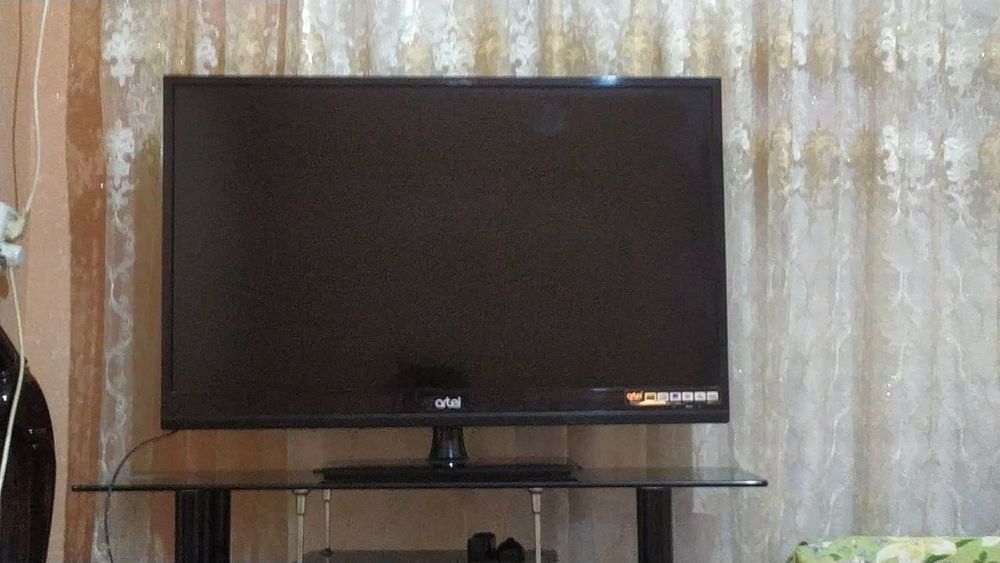 Televizor artel 43