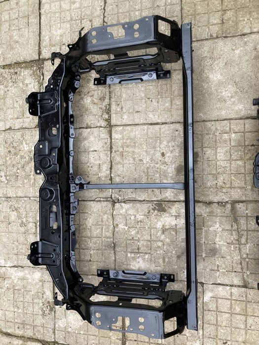 Очиларка/маска за тойота урбан крузер/Toyota urban cruiser 2010г