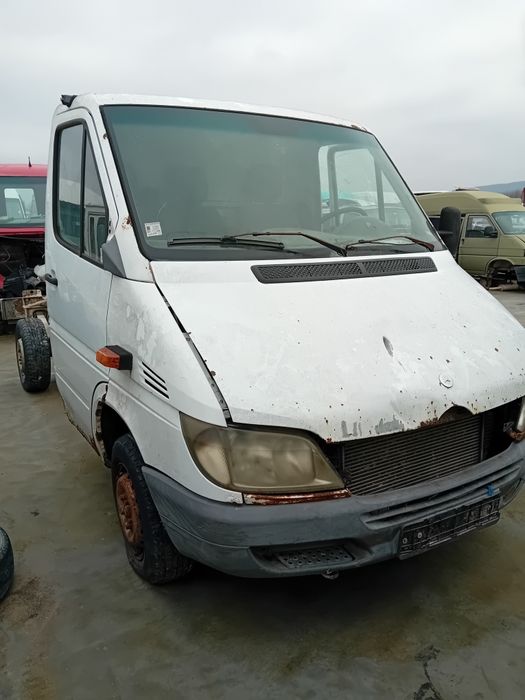 Мерцедес Спринтер / Mercedes Sprinter 2.2 CDI НА ЧАСТИ