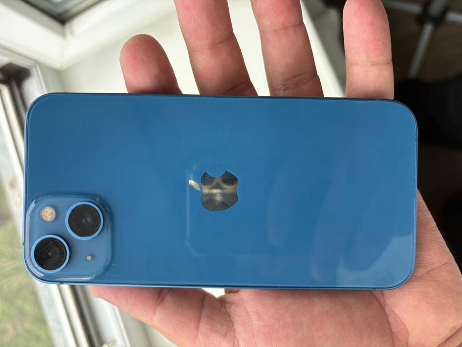 Продам iphone 13