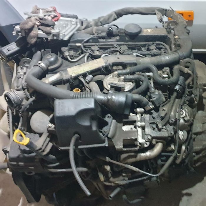 Продам двигатель на мерседес спринтер 646 651