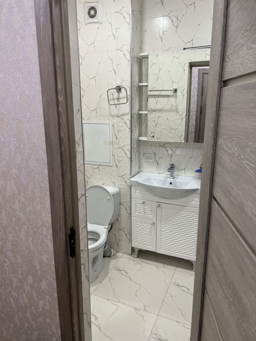 2 Крмнатная кватрира (ЕВРО РЕМОНТ )