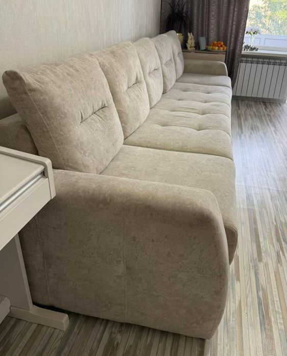 продаю Диван в отличном состоянии