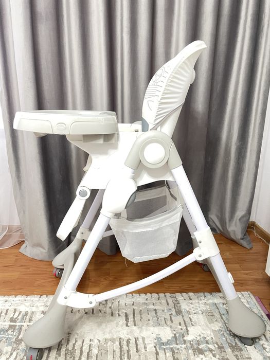 Стол для кормления