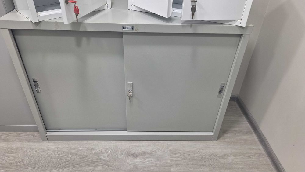 Шкаф антресоль купе