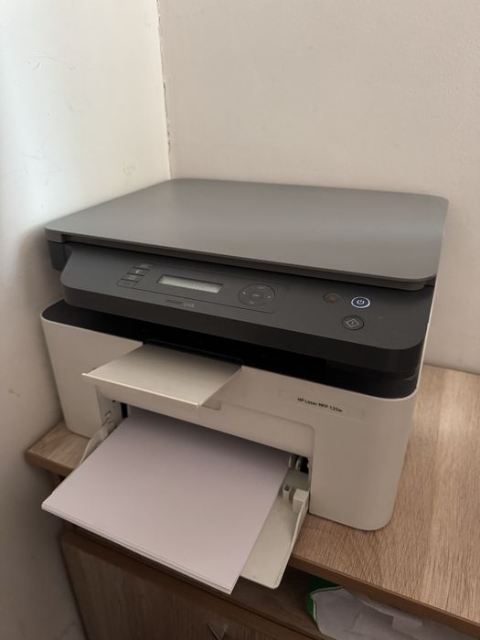 Принтер HP Laser MFP 135w