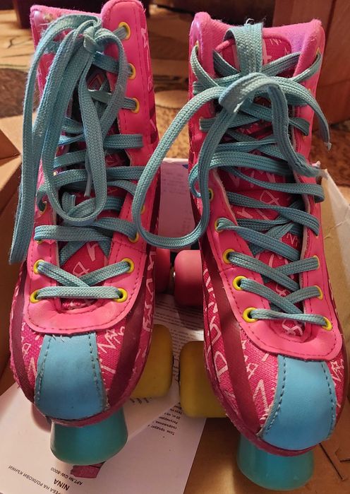 Детски ролкови кънки Нина размер 34/35 + подарък протектори за ръце