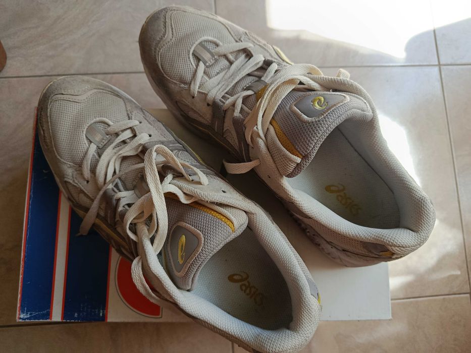 2 чифта Мъжки маратонки asics gel kayano 5 og, номер 46.5
