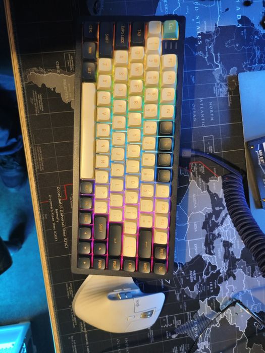 Asus rog Клава мышь белый и Logitech mx 3s+ dark project k