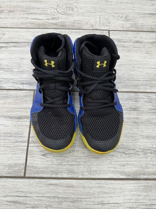 Маратонки under armour