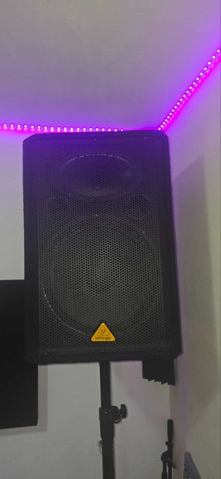 Продавам Професионална Озвучителна Система Behringer
