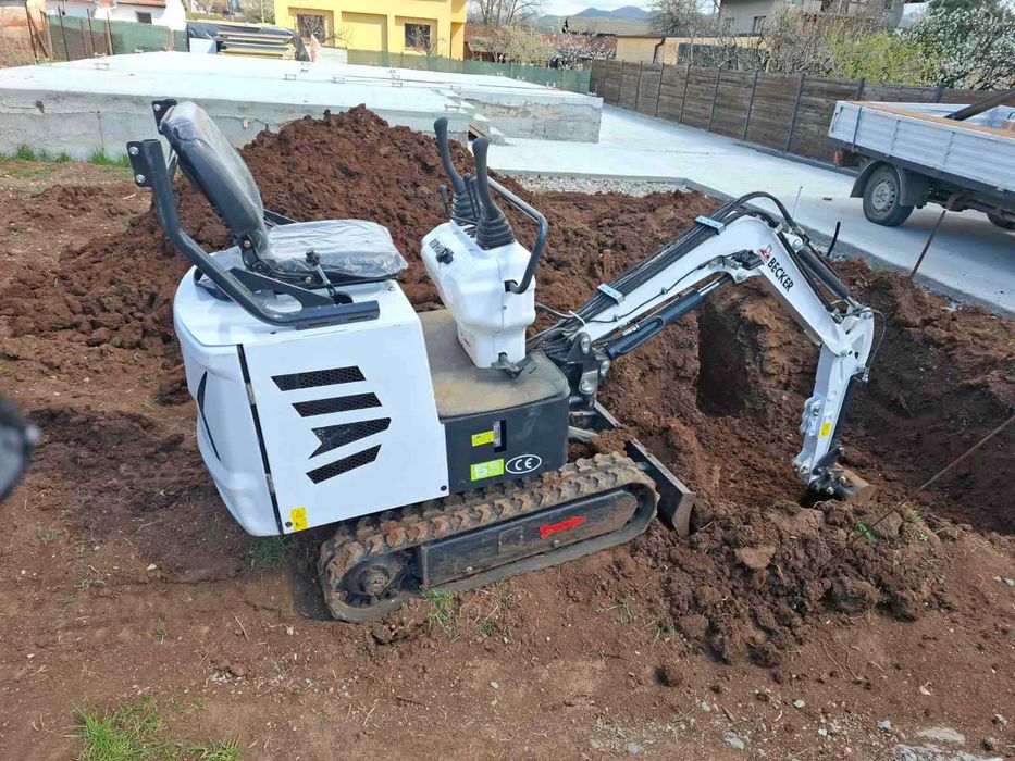 Услуги с мини челен товарач и мини багер