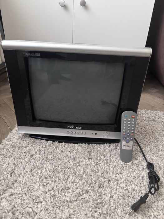 TV- sport color(util vacante -rulota)