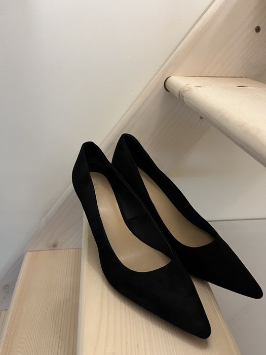 ниски, черни чокчета, H&M, 30 лева