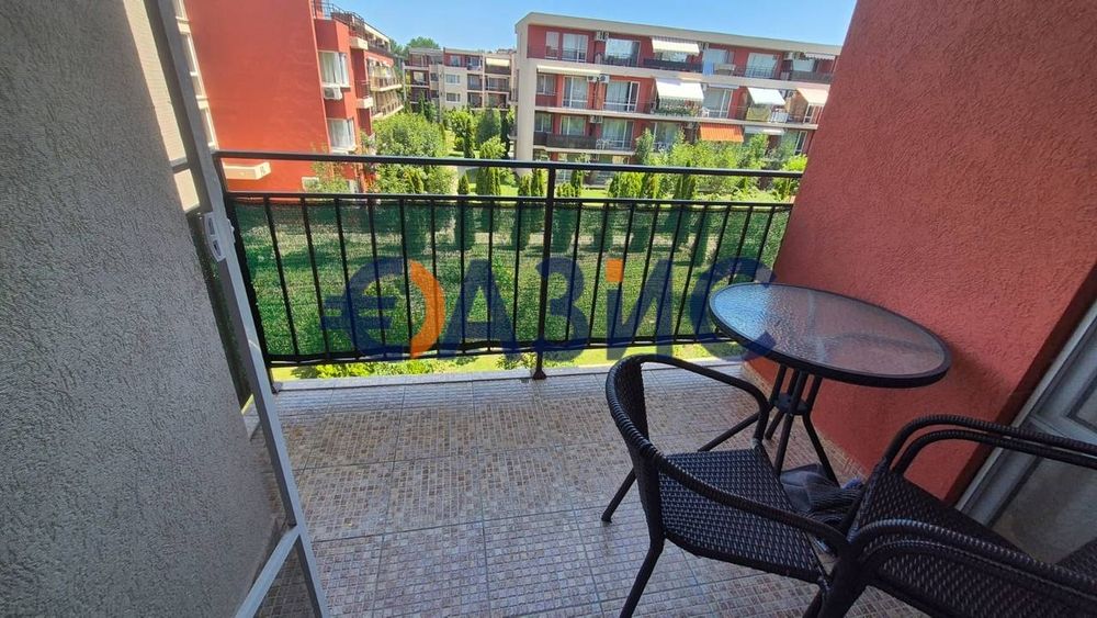 Продава се Тристаен апартамент в к.к. Слънчев бряг - 65 кв.м за 1154 €/кв.м - Снимка #4