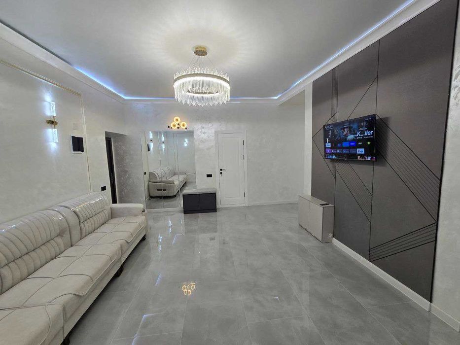 Shotarustavelli hududida kvartira zudlik bilan sotiladi!