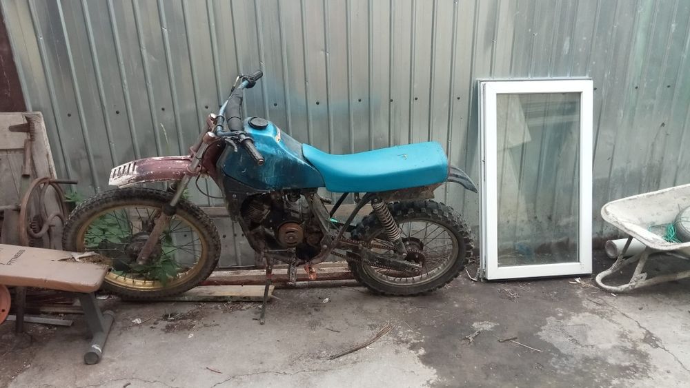 Vând sau schimb motocros