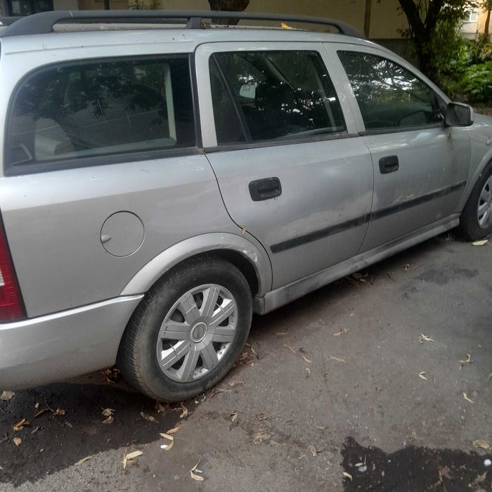 Vand opel astra 1.4 benzina