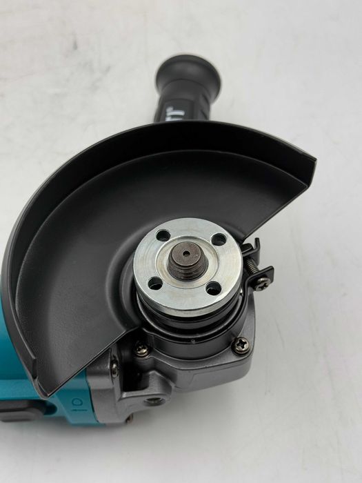 Угловая шлифмашина (Болгарка) Biyoti 125мм BYT-AG819, 1000в