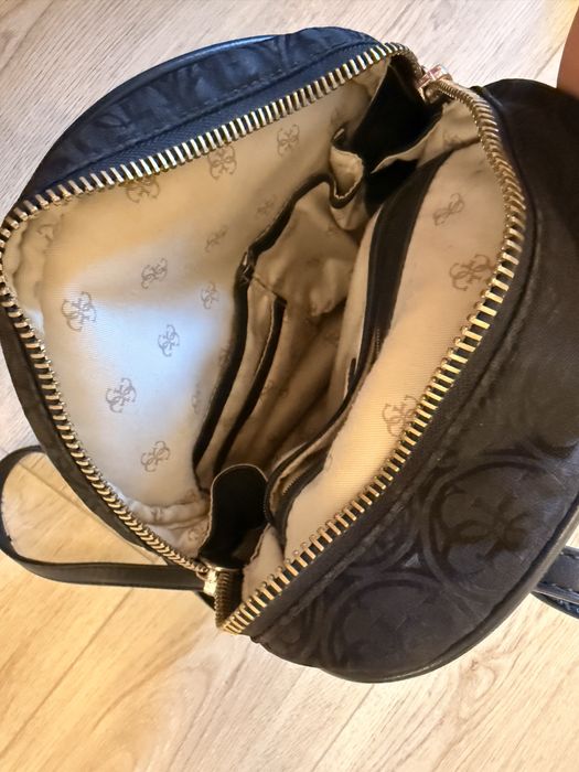 Rucsac Guess mediu
