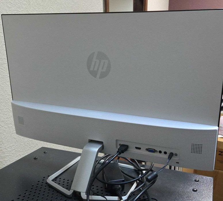 Монитор HP 27fw продаётся
