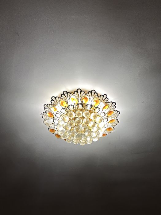 люстра  круглая