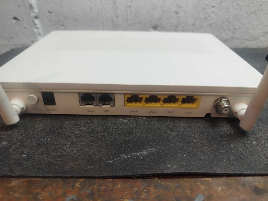 Router modem fibra optica Huawei HG8247H Gpon wifi, Lan, cablu TV, Usb