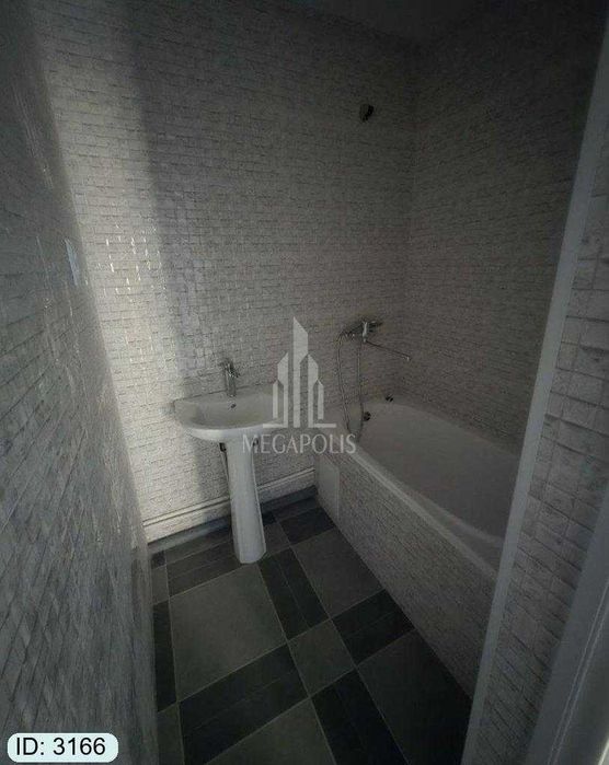 7 mikrda 1 xona tayyor kvartira sotiladi №3166