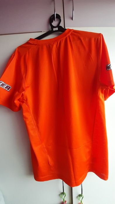 Футболни фланелки на Galatasaray и Trabzonspor оригинални