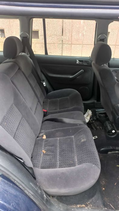 Фолксваген Голф 4  1.6