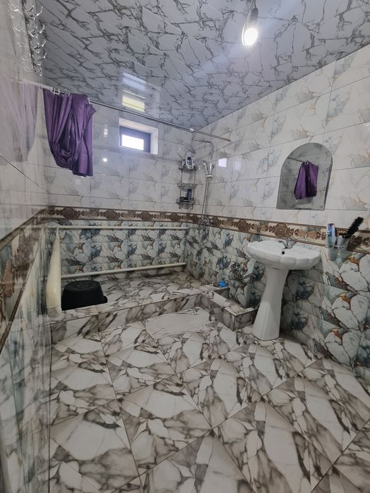 Srochna Surumda hovli sotiladi