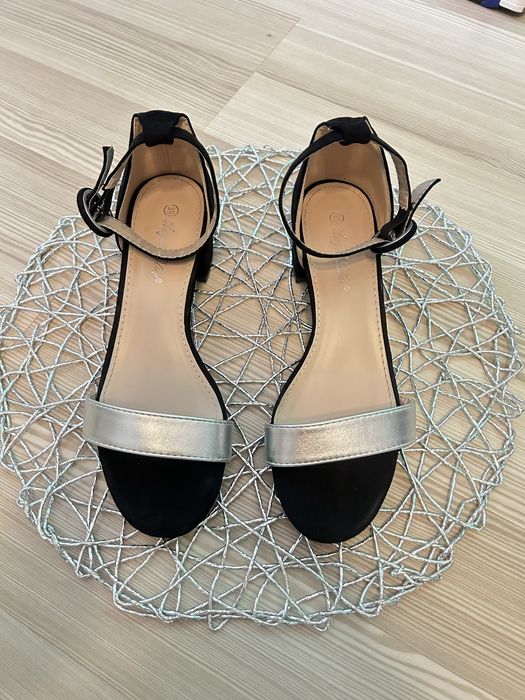 Sandale 39 39 • Foarte buna • Angel Blue