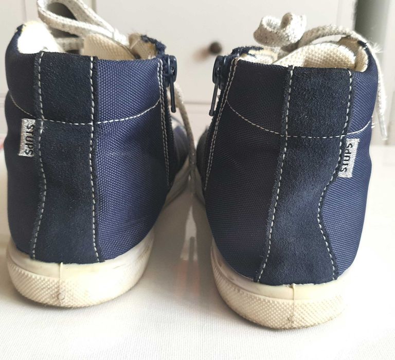 Tenisi inalti fete firma Stups marimea 32