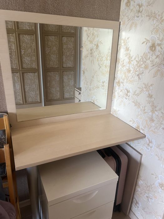 Мебели за спалня